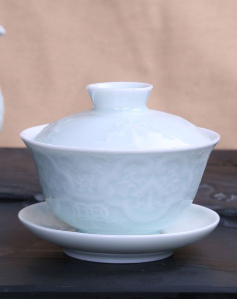 八馬茶業(yè)年貨鉅惠 影青五福蓋碗套組點亮唯品會